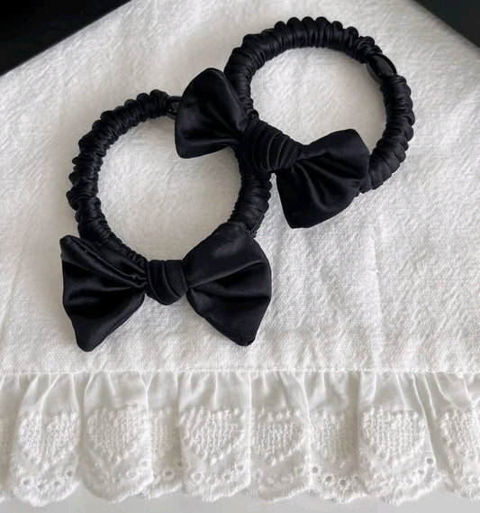 2 Small Bow Scrunchies
